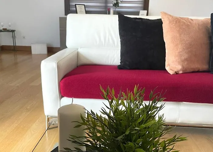 فيلة Jaira La Vegueta